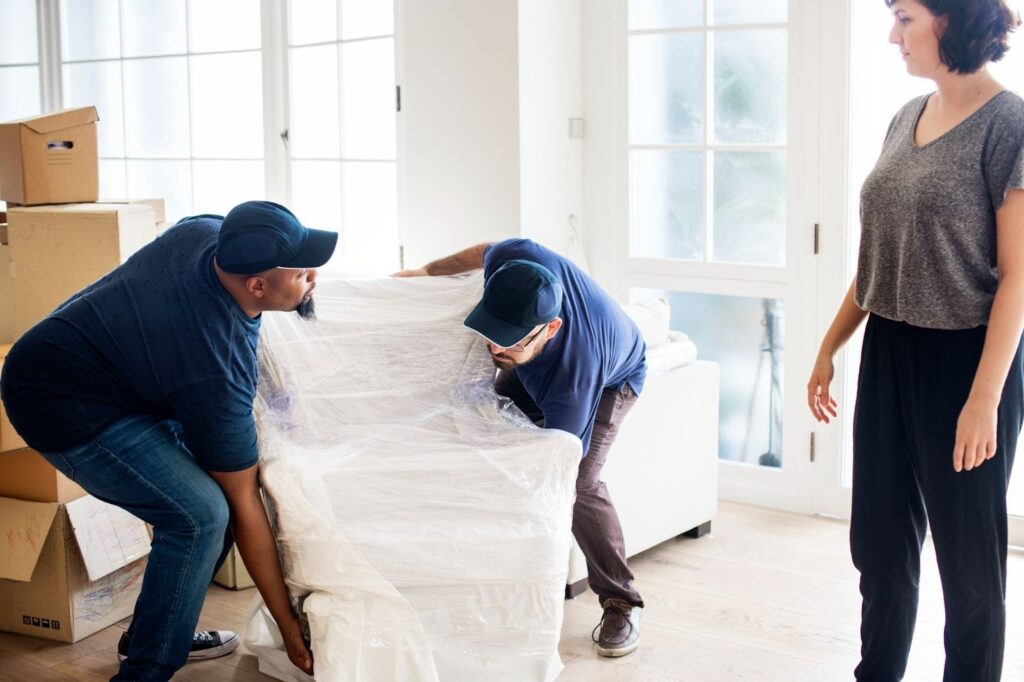 5 Reasons You Should Hire Professional Movers in Fort Worth